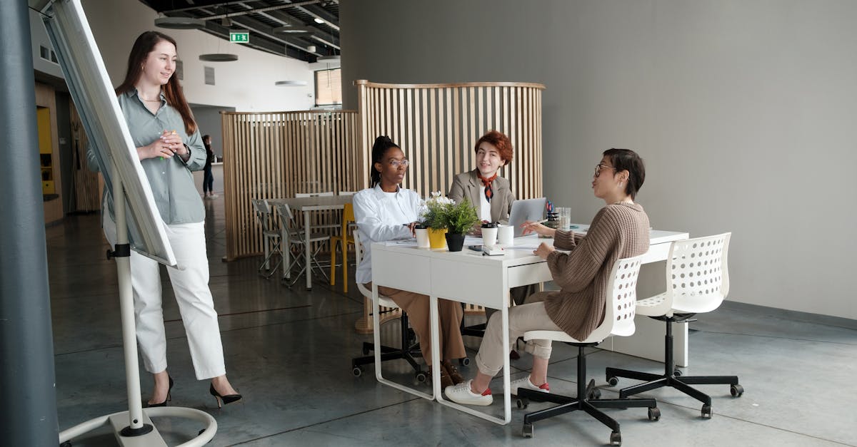 微信买卖小号：d.light购买平台